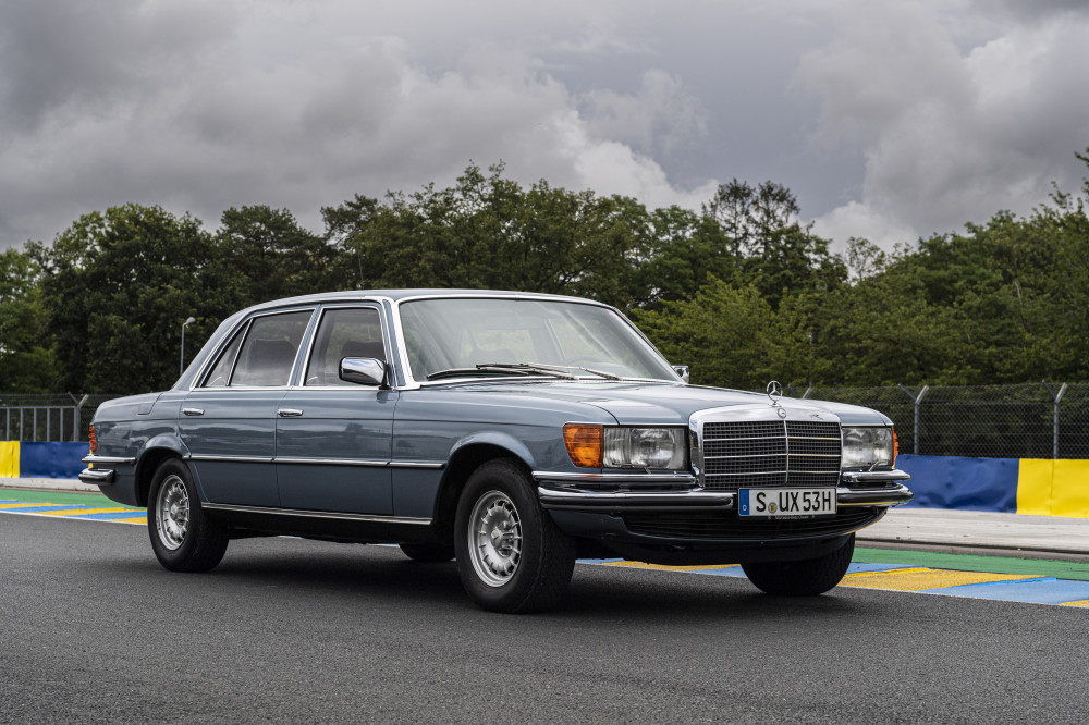 Mercedes-Benz 450 SEL 6.9